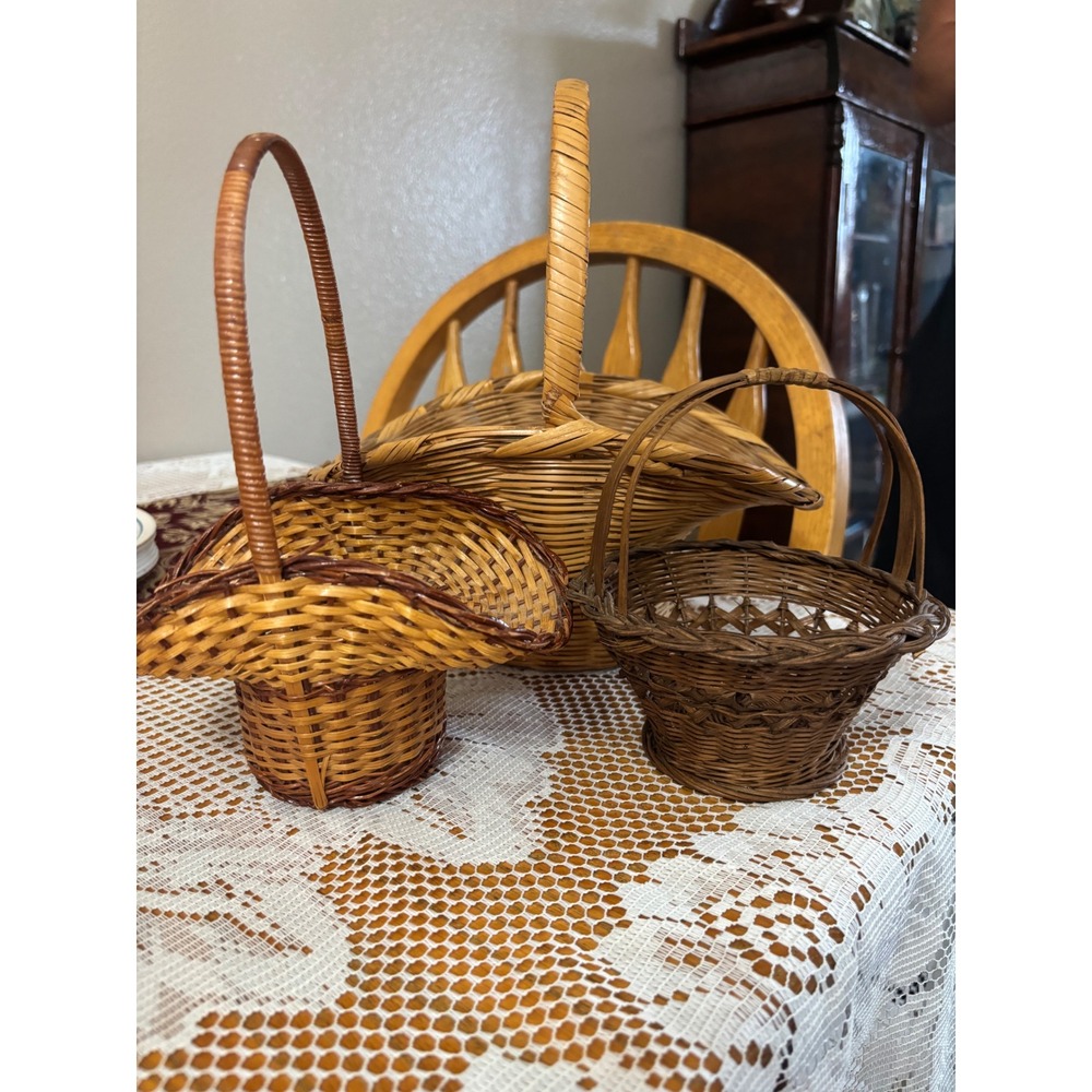 Vintage Woven Wicker Baskets Set of 3 Brown Rattan Decorative Boho Farmhouse